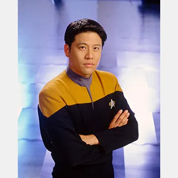 GARRETT-WANG-AUTOGRAPH-PHOTO