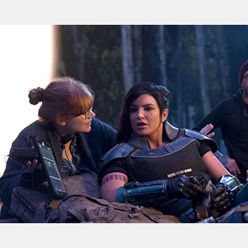 BRYCE-DALLAS-HOWARD-AUTOGRAPH-PHOTO