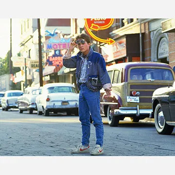 MICHAEL-J-FOX-AUTOGRAPH-PHOTO