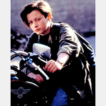 EDWARD-FURLONG-AUTOGRAPH-PHOTO