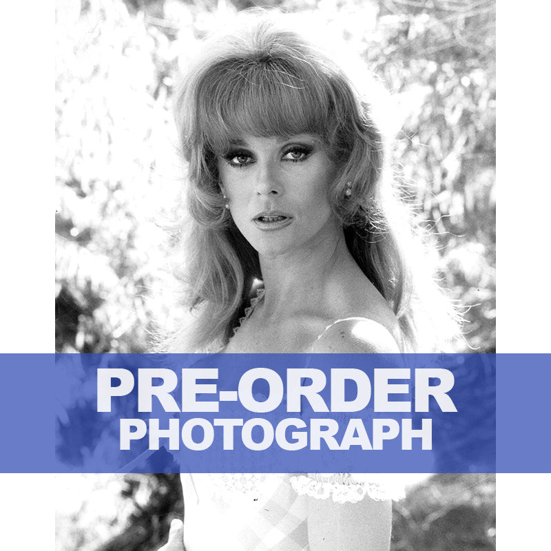 ANN-MARGRET-AUTOGRAPH-PHOTO