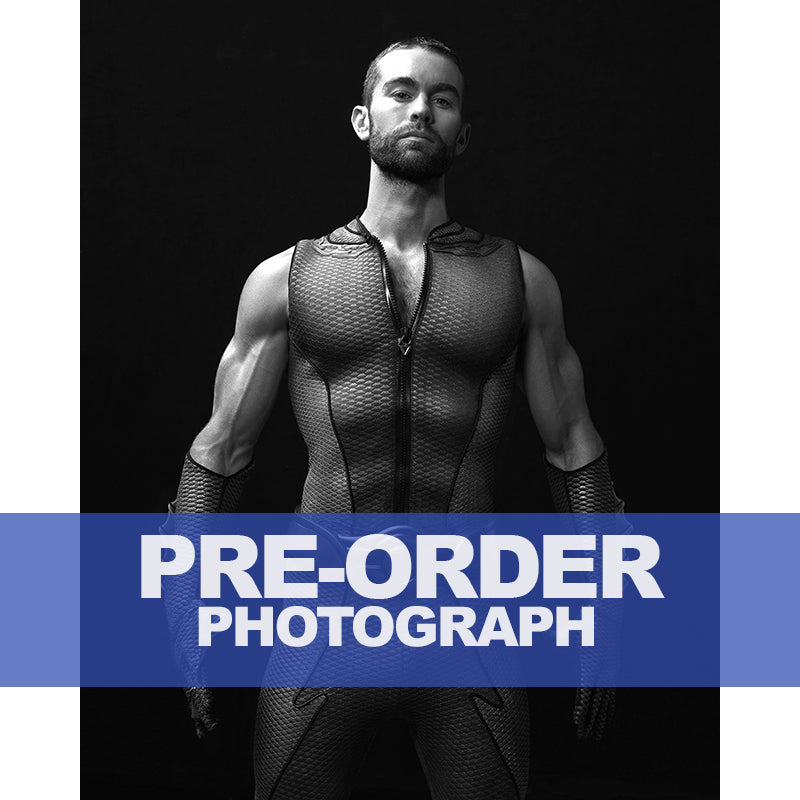 CHACE-CRAWFORD-AUTOGRAPH-PHOTO
