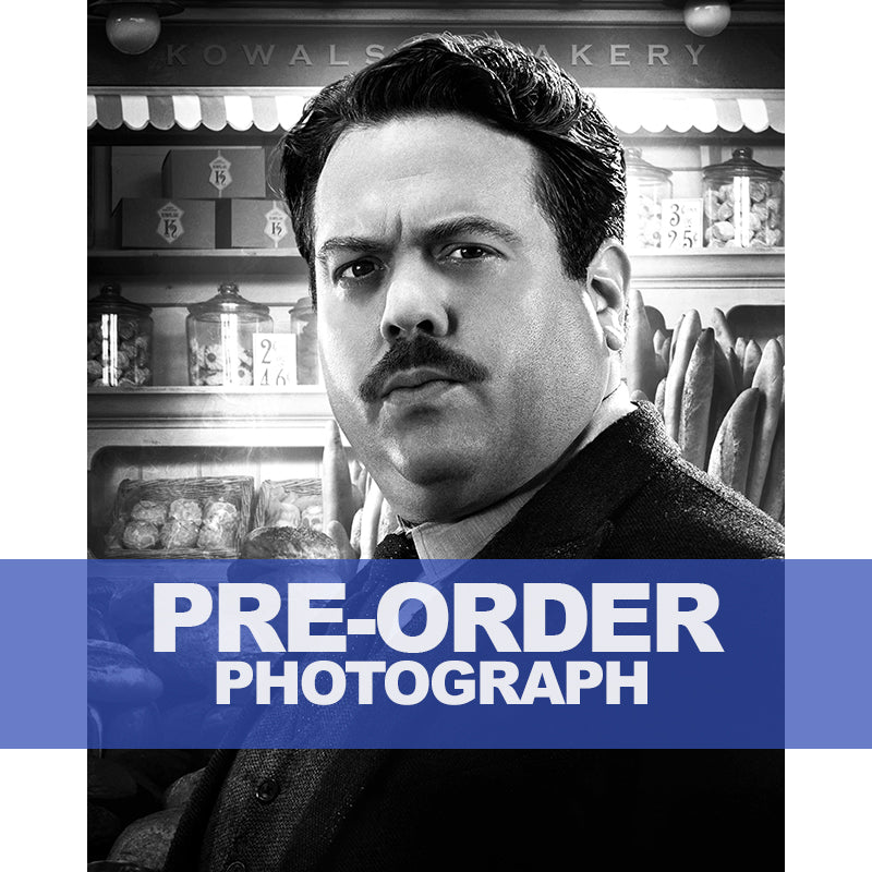 DAN-FOGLER-AUTOGRAPH-PHOTO