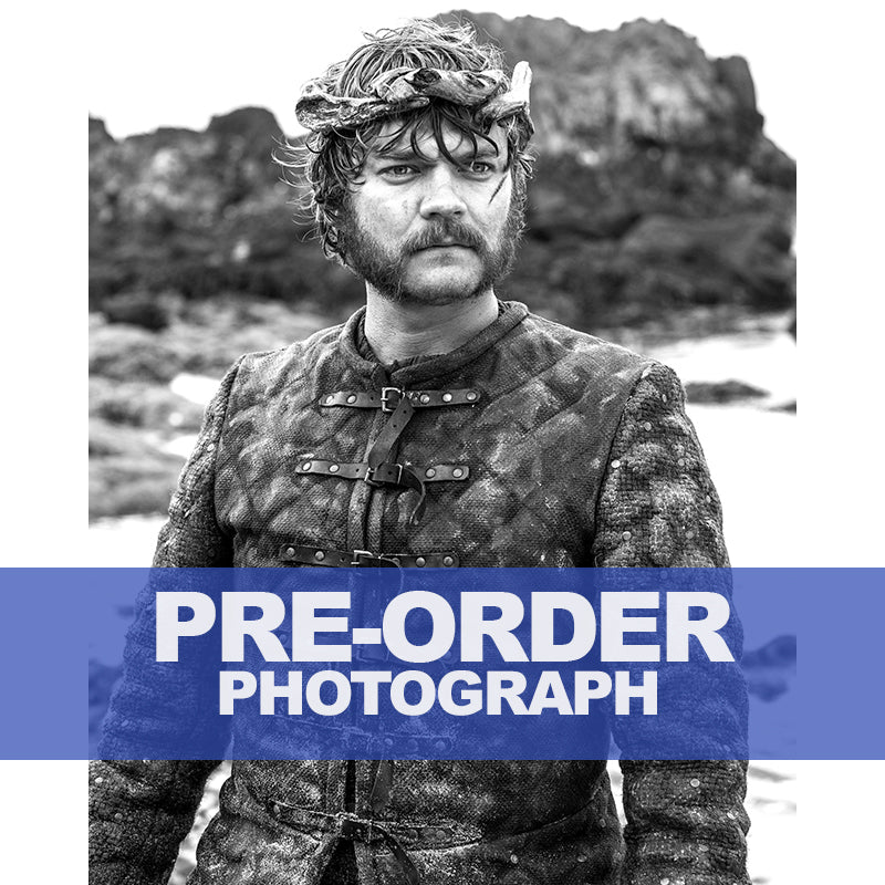 PILOU-ASBAEK-AUTOGRAPH-PHOTO