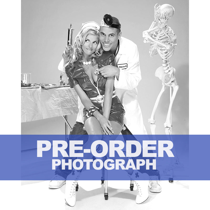 STEVE-O-AUTOGRAPH-PHOTO