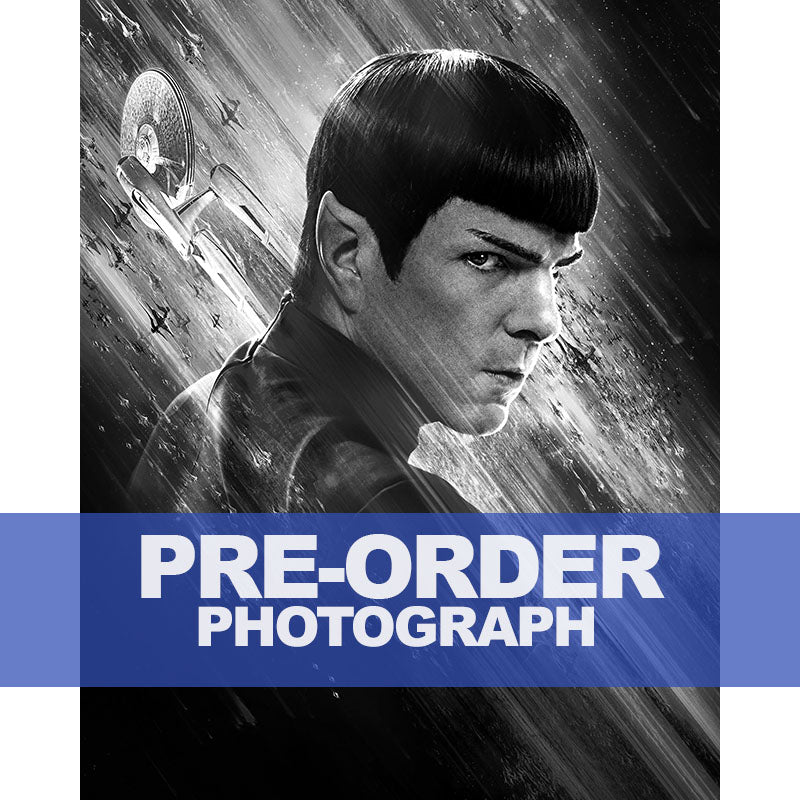 ZACHARY-QUINTO-AUTOGRAPH-PHOTO