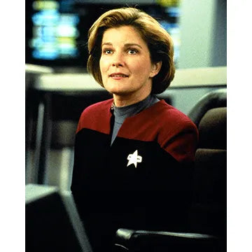 KATE-MULGREW-AUTOGRAPH-PHOTO