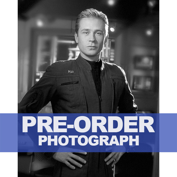 CONNOR-TRINNEER-AUTOGRAPH-PHOTO