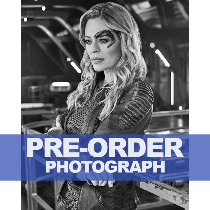 JERI-RYAN-AUTOGRAPH-PHOTO