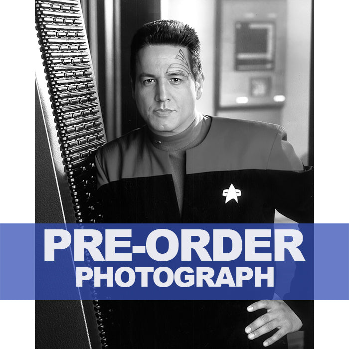 ROBERT-BELTRAN-AUTOGRAPH-PHOTO