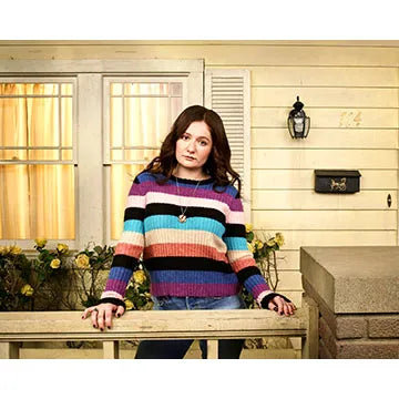 EMMA-KENNEY-AUTOGRAPH-PHOTO