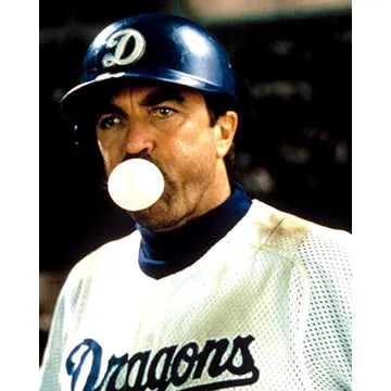 TOM-SELLECK-AUTOGRAPH-PHOTO