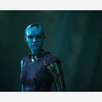 KAREN-GILLAN-AUTOGRAPH-PHOTO