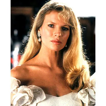 KIM-BASINGER-AUTOGRAPH-PHOTO