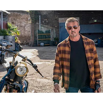 SYLVESTER-STALLONE-AUTOGRAPH-PHOTO