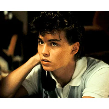 JOHNNY-DEPP-AUTOGRAPH-PHOTO