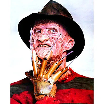 ROBERT-ENGLUND-AUTOGRAPH-PHOTO