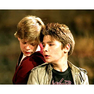 MARTHA-PLIMPTON-AUTOGRAPH-PHOTO