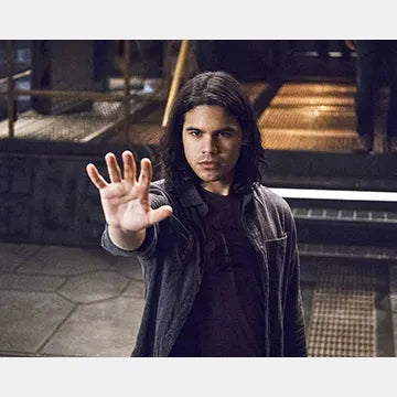 CARLOS-VALDES-AUTOGRAPH-PHOTO