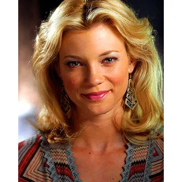 AMY-SMART-AUTOGRAPH-PHOTO