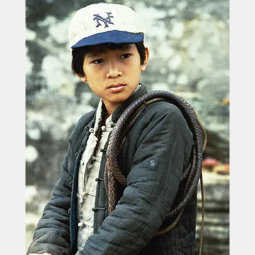 KE-HUY-QUAN-AUTOGRAPH-PHOTO