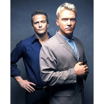 SEAN-PATRICK-FLANERY-AUTOGRAPH-PHOTO