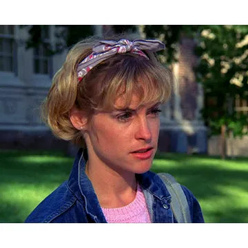 AMANDA-WYSS-AUTOGRAPH-PHOTO