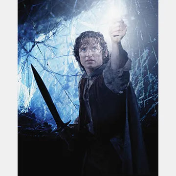 ELIJAH-WOOD-AUTOGRAPH-PHOTO