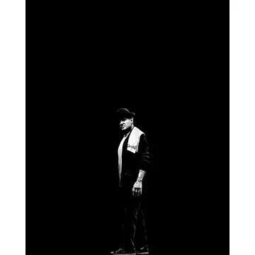 SYLVESTER-STALLONE-AUTOGRAPH-PHOTO