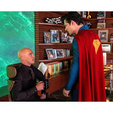 NICHOLAS-HOULT-AUTOGRAPH-PHOTO