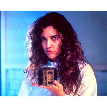 ASHLEY-LAWRENCE-AUTOGRAPH-PHOTO