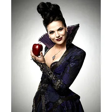 LANA-PARRILLA-AUTOGRAPH-PHOTO