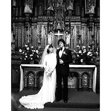 TALIA-SHIRE-AUTOGRAPH-PHOTO