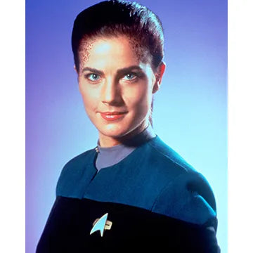 TERRY-FARRELL-AUTOGRAPH-PHOTO
