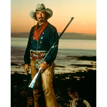 TOM-SELLECK-AUTOGRAPH-PHOTO