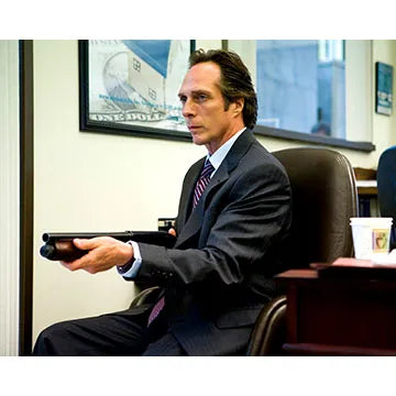 WILLIAM-FICHTNER-AUTOGRAPH-PHOTO