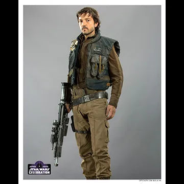 DIEGO-LUNA-AUTOGRAPH-PHOTO