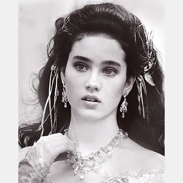 JENNIFER-CONNELLY-AUTOGRAPH-PHOTO