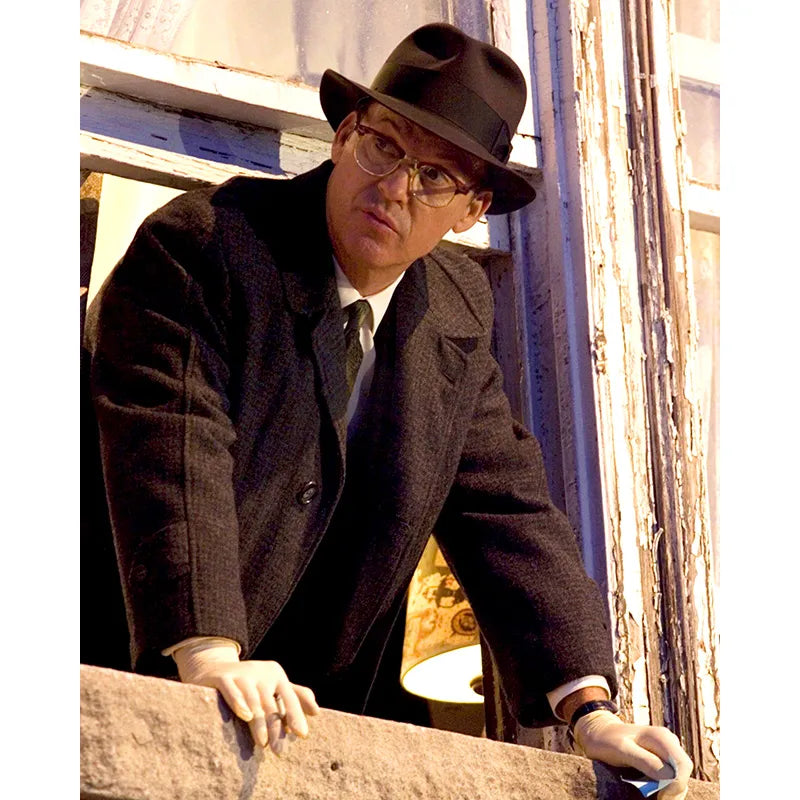 MICHAEL-KEATON-AUTOGRAPH-PHOTO