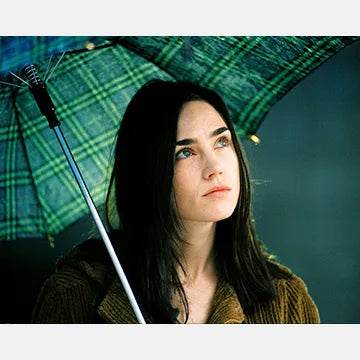 JENNIFER-CONNELLY-AUTOGRAPH-PHOTO