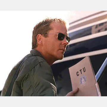 KIEFER-SUTHERLAND-AUTOGRAPH-PHOTO