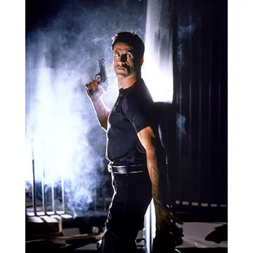 SYLVESTER-STALLONE-AUTOGRAPH-PHOTO