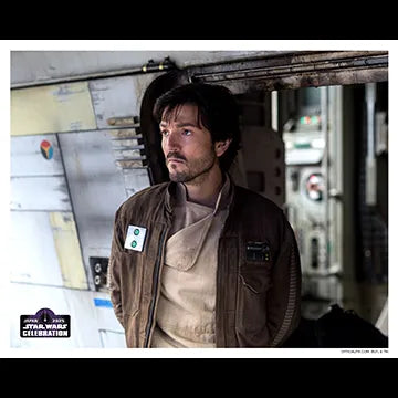 DIEGO-LUNA-AUTOGRAPH-PHOTO