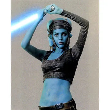 AMY-ALLEN-AUTOGRAPH-PHOTO