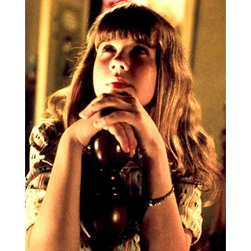 LINDA-BLAIR-AUTOGRAPH-PHOTO