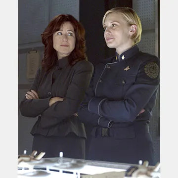 MARY-MCDONNELL-AUTOGRAPH-PHOTO
