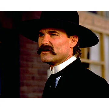 KURT-RUSSELL-AUTOGRAPH-PHOTO