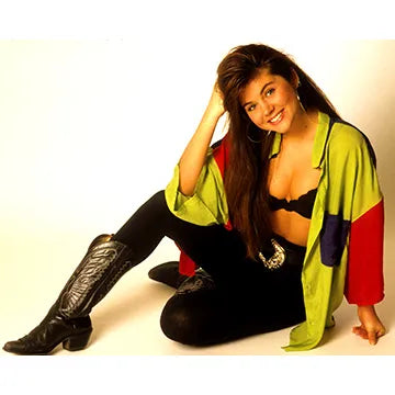 TIFFANI-THIESSEN-AUTOGRAPH-PHOTO