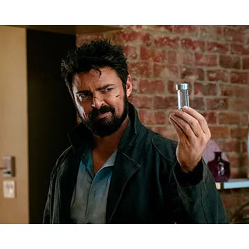 KARL-URBAN-AUTOGRAPH-PHOTO