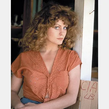 BEVERLY-D'ANGELO-AUTOGRAPH-PHOTO